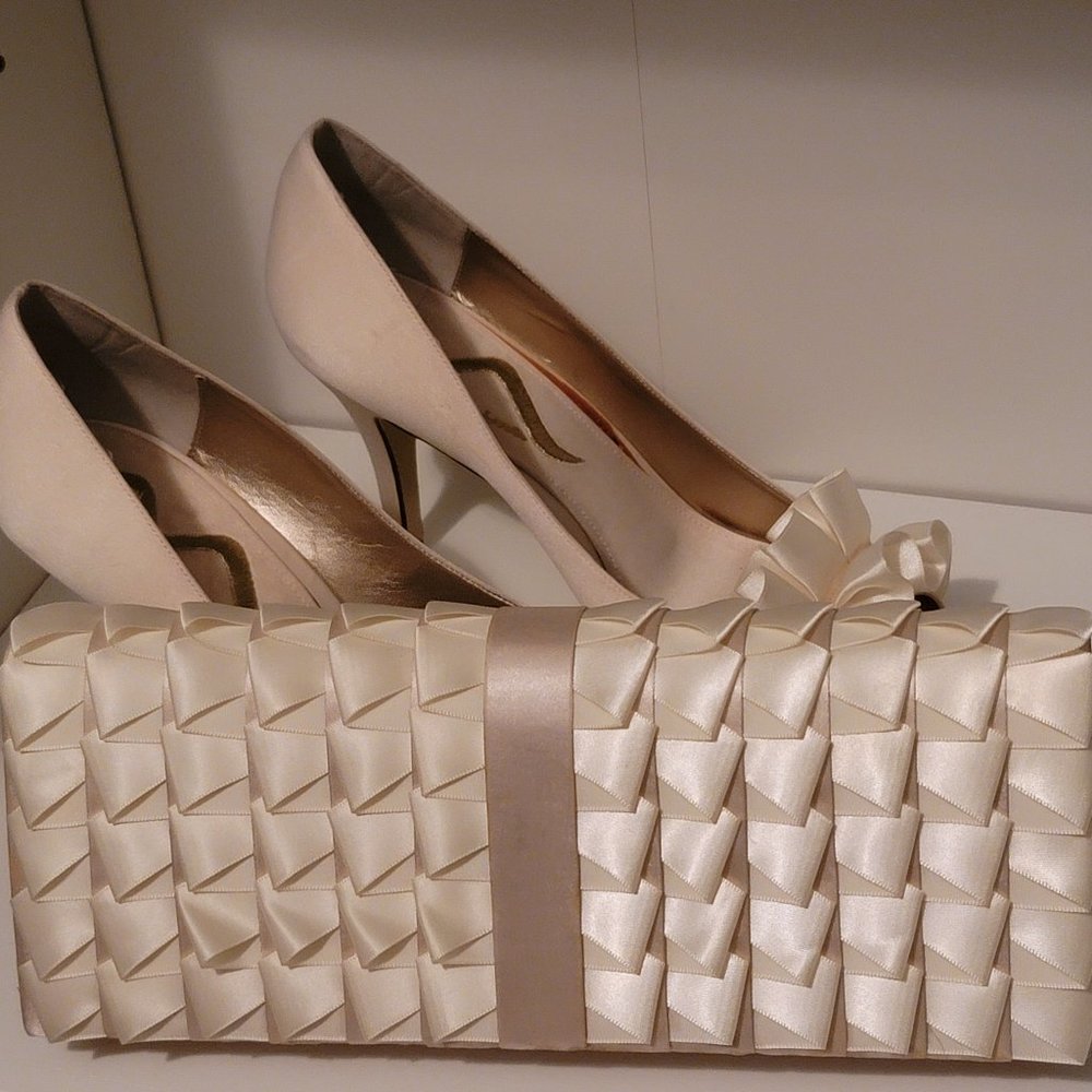 Jessica McClintock Ivory Satin Clutch